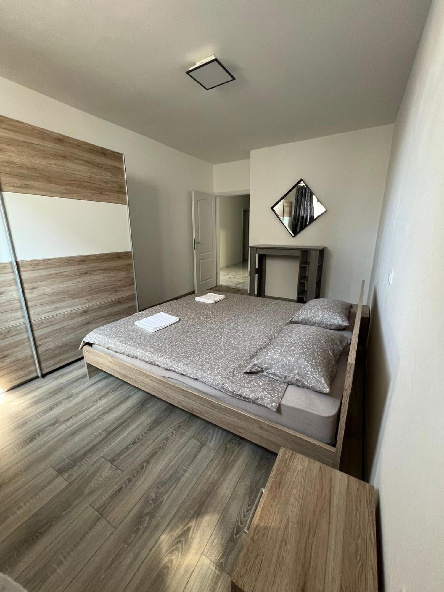 Centrum Apartment Makarska Ngoại thất bức ảnh