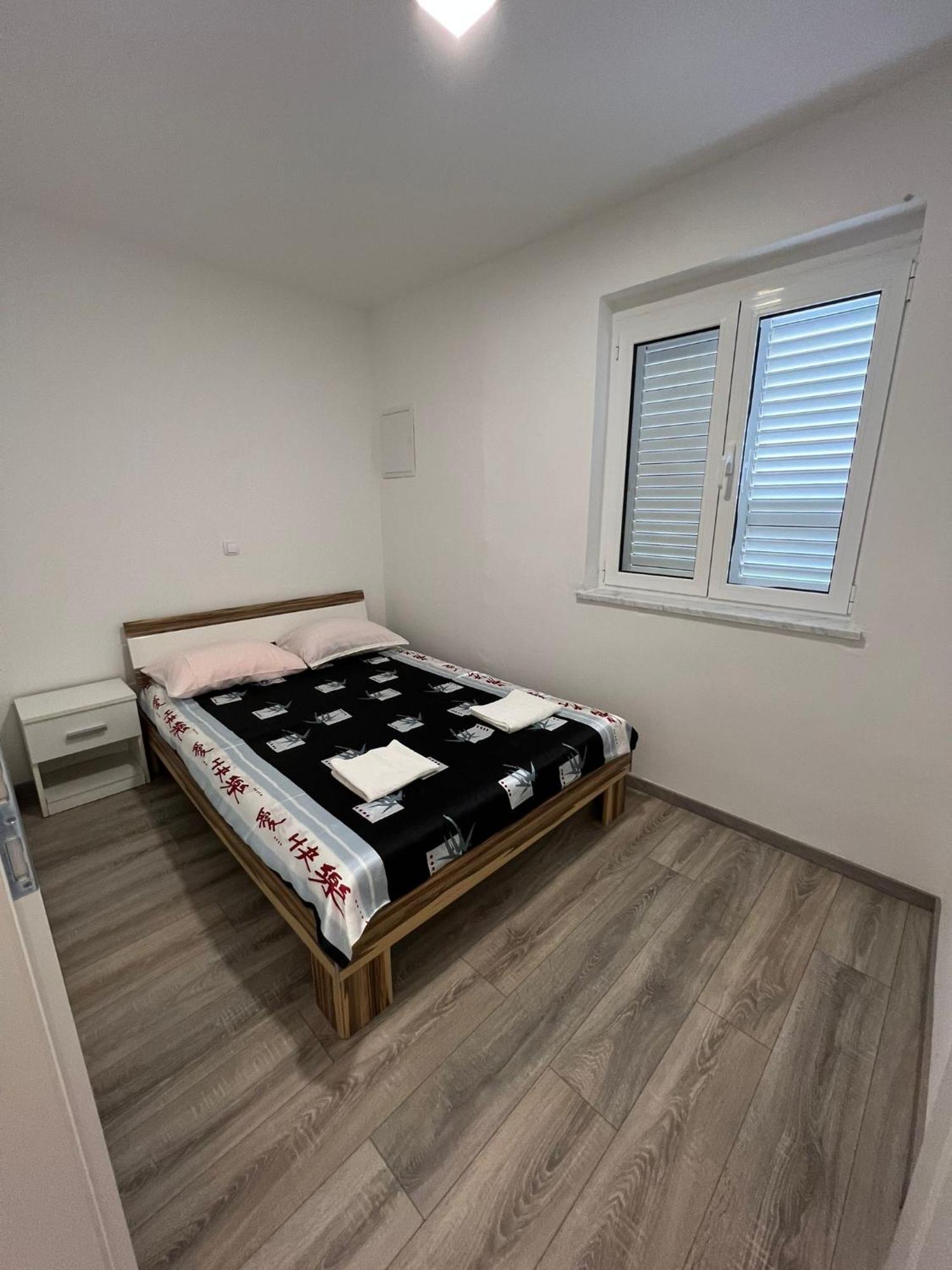 Centrum Apartment Makarska Ngoại thất bức ảnh